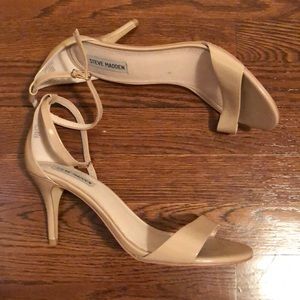 Steve Madden Tan Heels